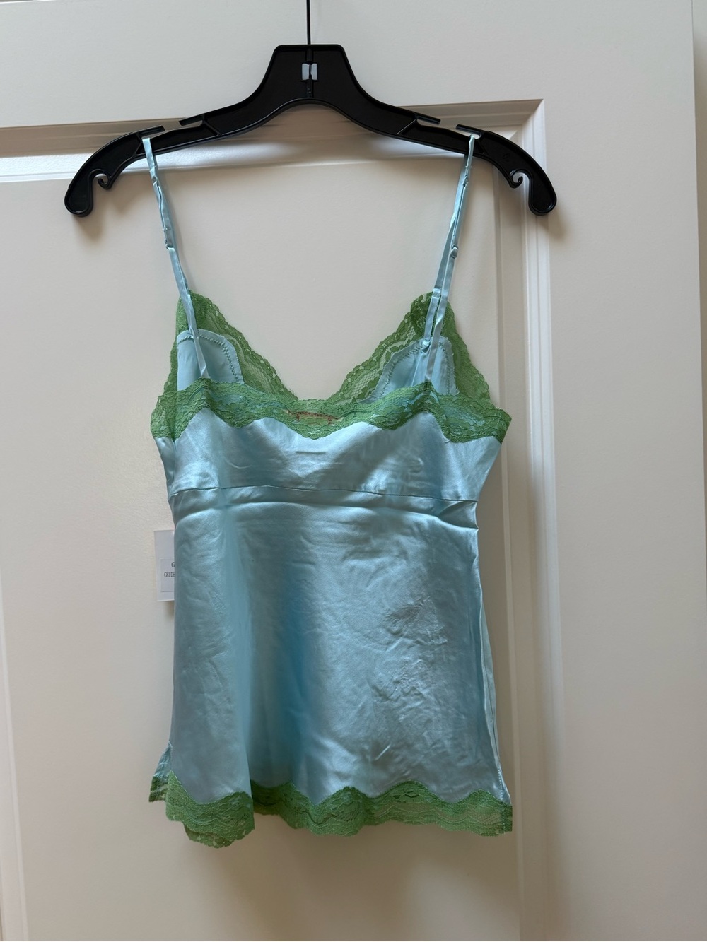 Gold Hawk 100% Silk Camisole – Mint Green with Pink Lace & Floral Embroidery - Picture 3 of 6